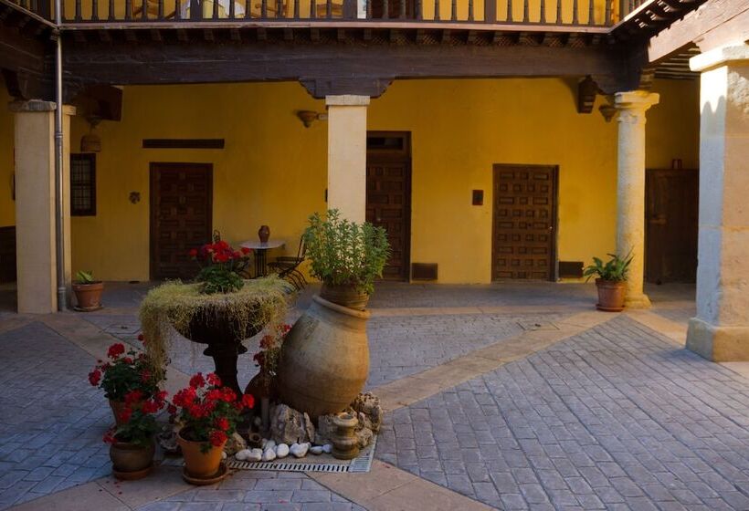 Отель Casa Palacio Conde De Garcinarro