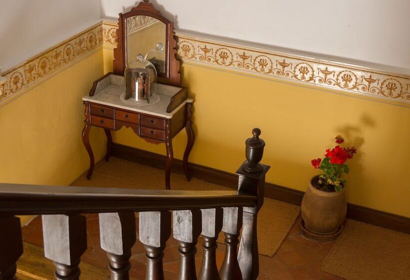 Отель Casa Palacio Conde De Garcinarro