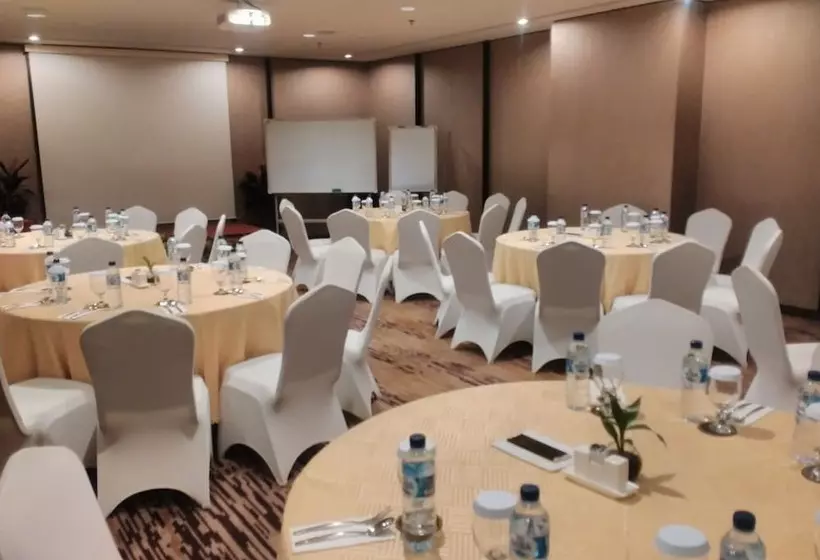 I Hotel Baloi Batam