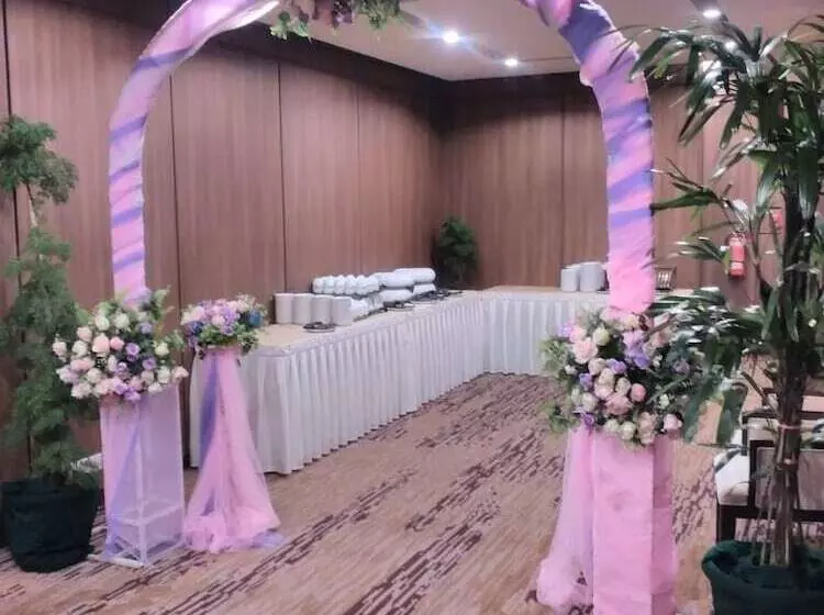 I Hotel Baloi Batam