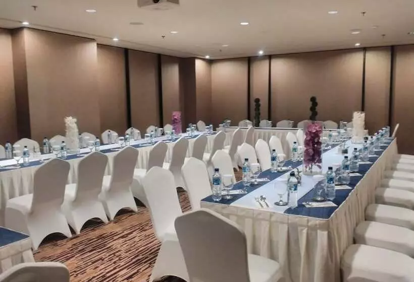 I Hotel Baloi Batam