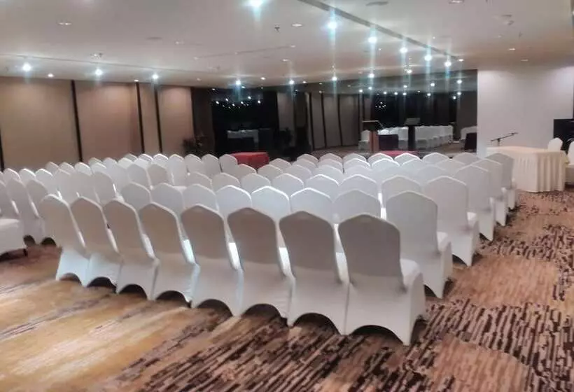 I Hotel Baloi Batam