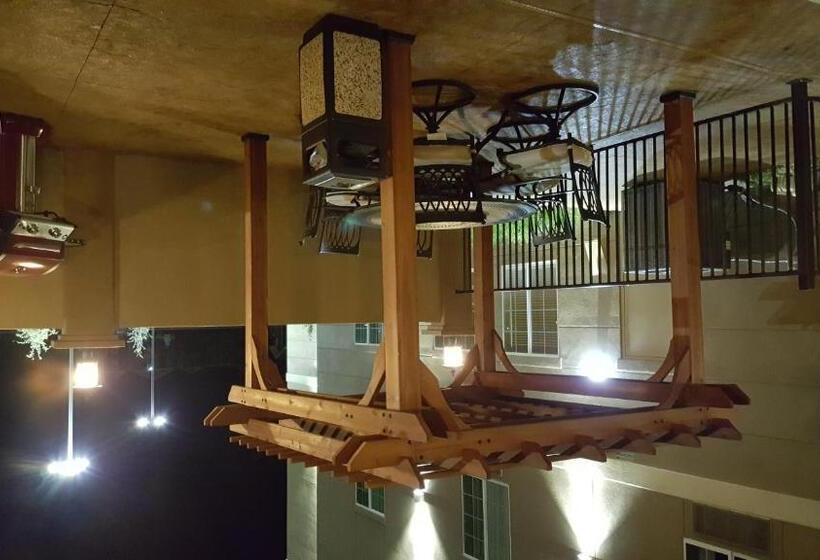 فندق Mainstay Suites Midland