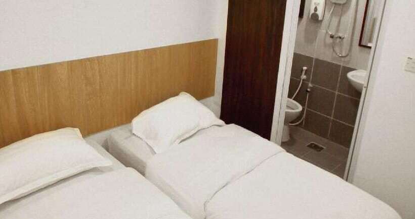 בית מלון כפרי Place2stay @ Riverside