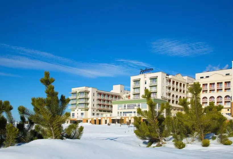 ホテル Radisson Resort, Zavidovo