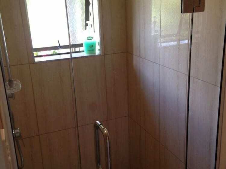 فندق Somersal Bed & Breakfast