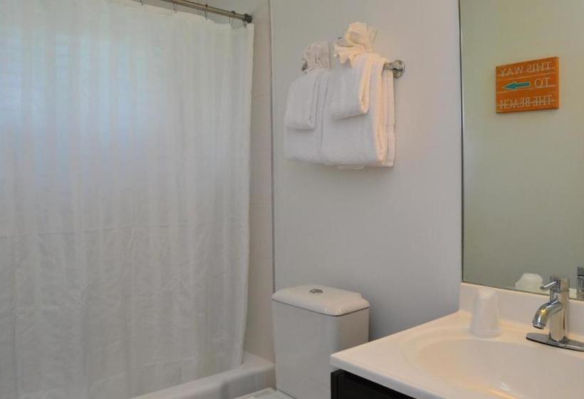 فندق The Reef A North Beach Village Resort