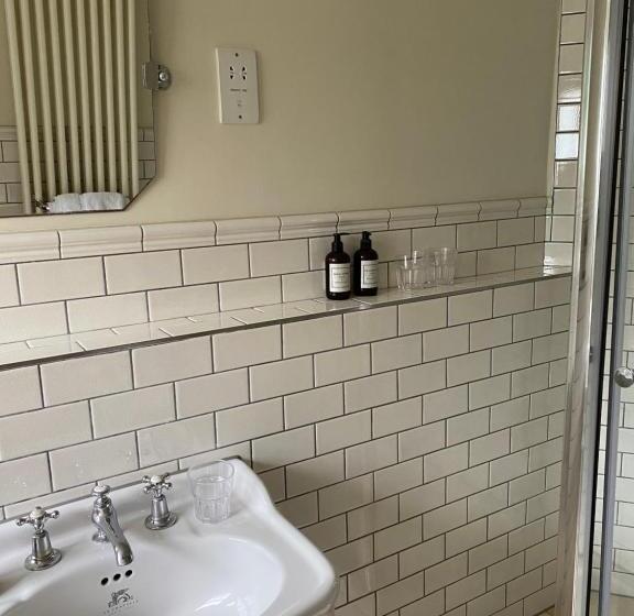 Kennington B & B