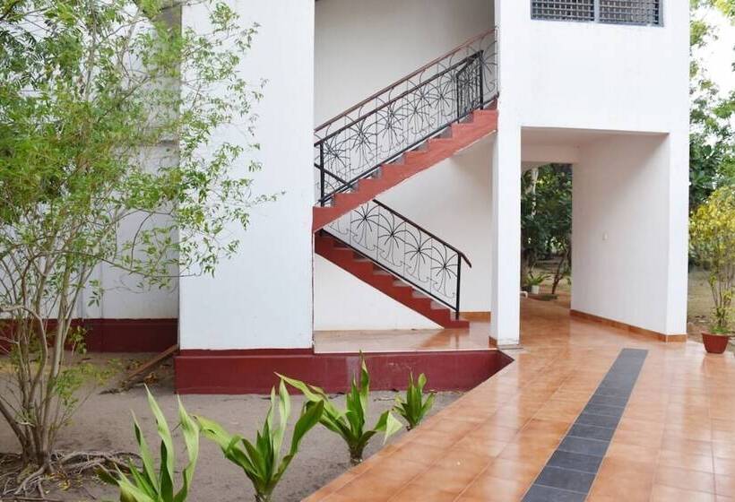 펜션 Secret Escape Nilaveli Ayurveda Hotel & Spa