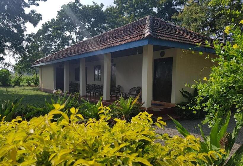 펜션 Secret Escape Nilaveli Ayurveda Hotel & Spa