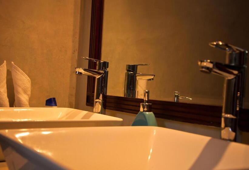 Пансион Villa Sunbird