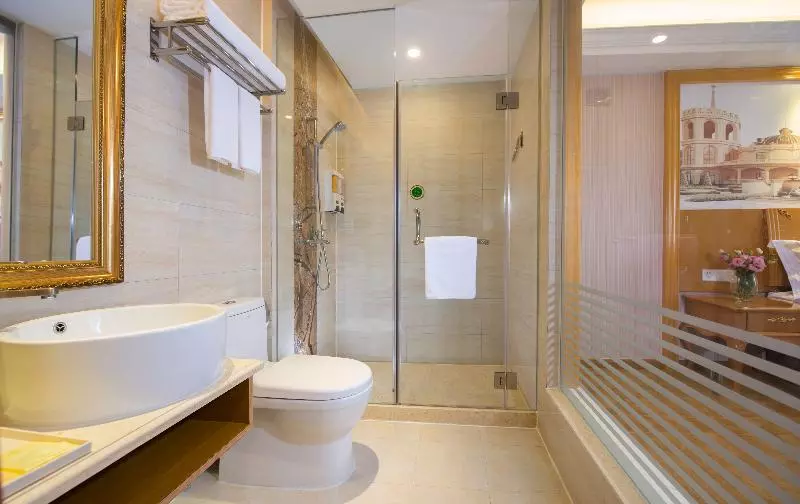 Vienna Hotel Shenzhen Longhua Renmin South Road Branch