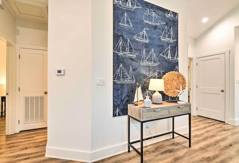 4 Mi To Boat Ramp: Charming Rockport Home