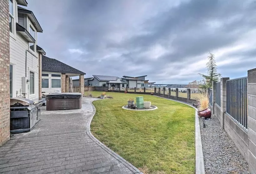 Chic Washington Wine Country Vacation Rental!