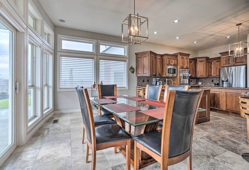 Chic Washington Wine Country Vacation Rental!