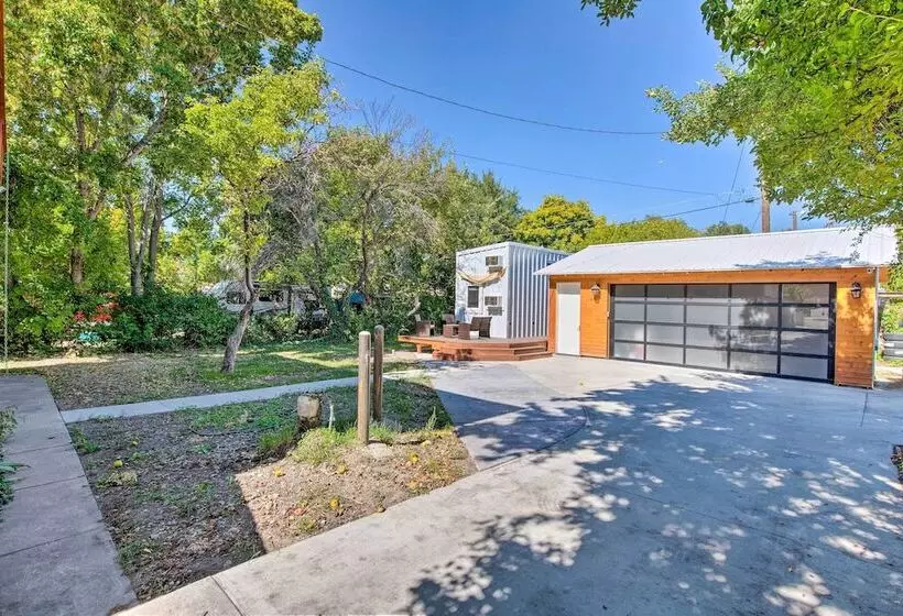 Convenient Salt Lake Tiny Home With Chic Interior!