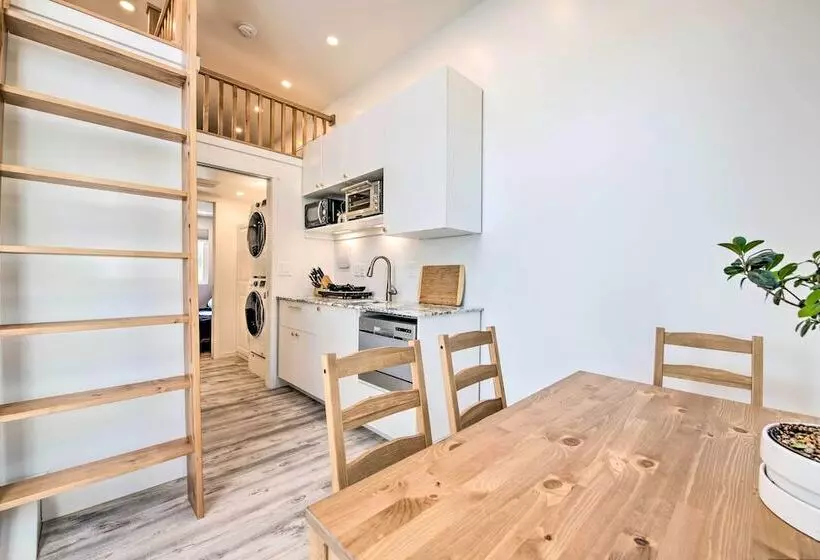 Convenient Salt Lake Tiny Home With Chic Interior!