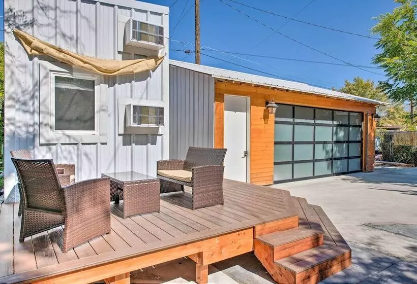 Convenient Salt Lake Tiny Home With Chic Interior!