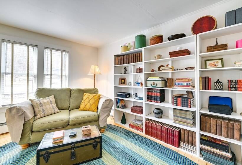 Cozy New York Retreat W/ Fire Pit & Creek Access!