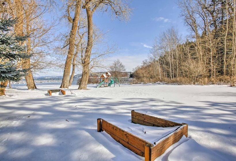 Cozy Worley Cabin W/ Lake Access + Gas Grill!