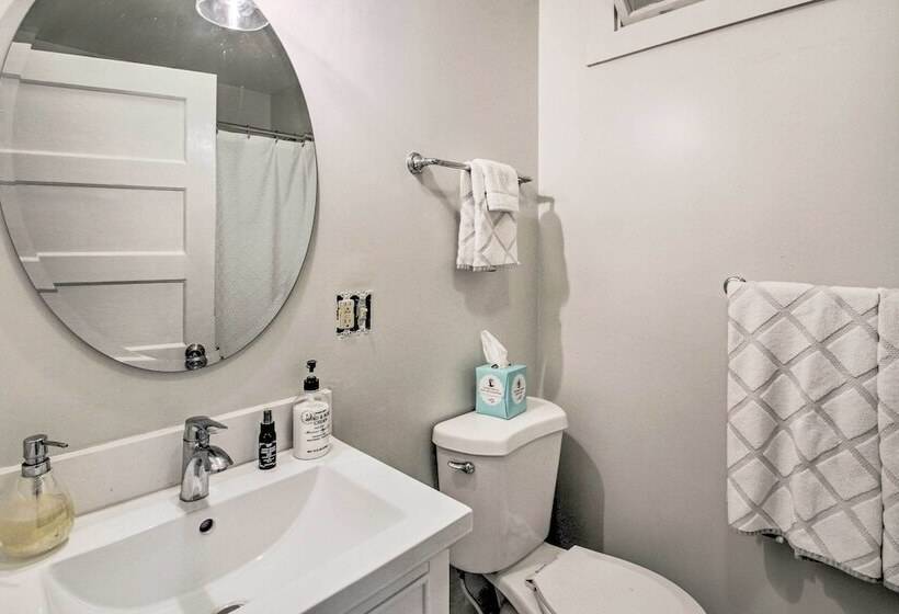 Family Friendly Greenwood Home W/ Lake Access