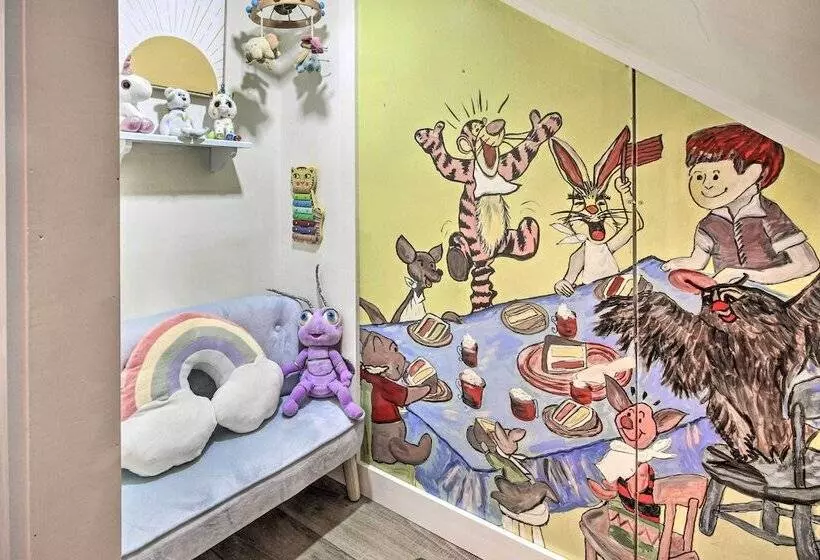 Family Friendly Greenwood Home W/ Lake Access