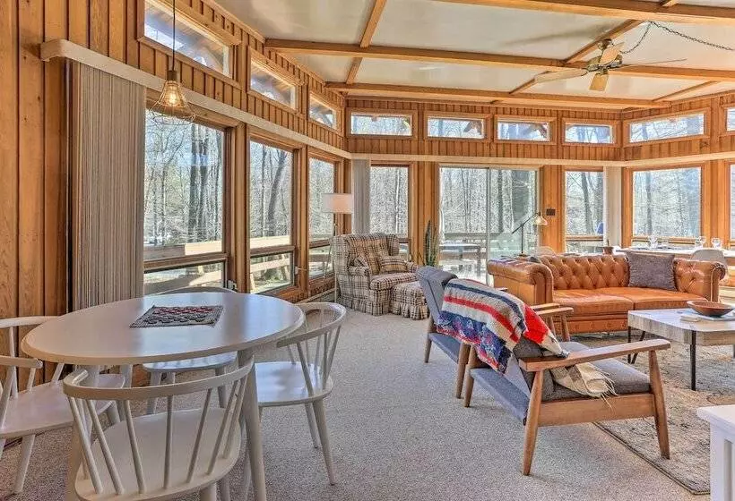 Walk To Big Bass Lake: Family Home W/ Deck!