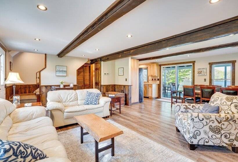 Family Lake & Ski House W/ Paddleboards & Fire Pit