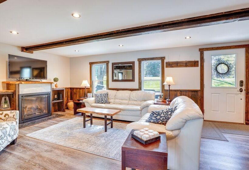 Family Lake & Ski House W/ Paddleboards & Fire Pit