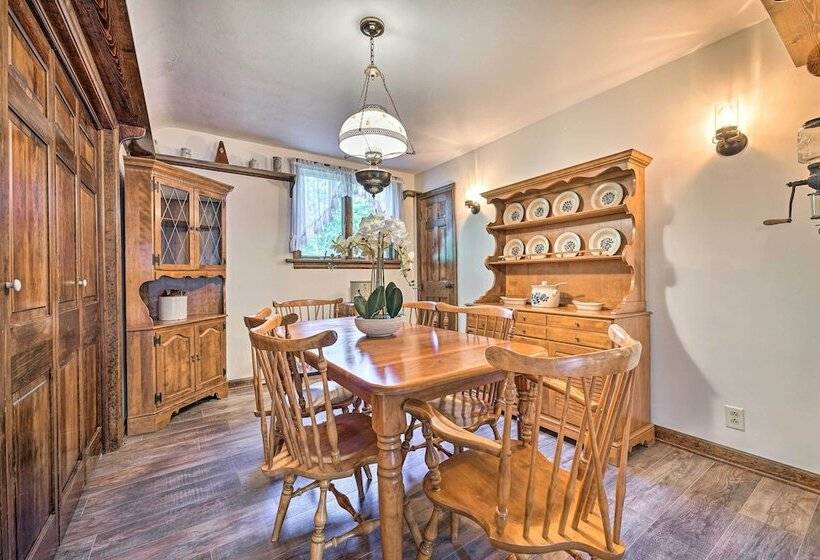 Gorgeous Bremen Home With Lake Access & Yard!