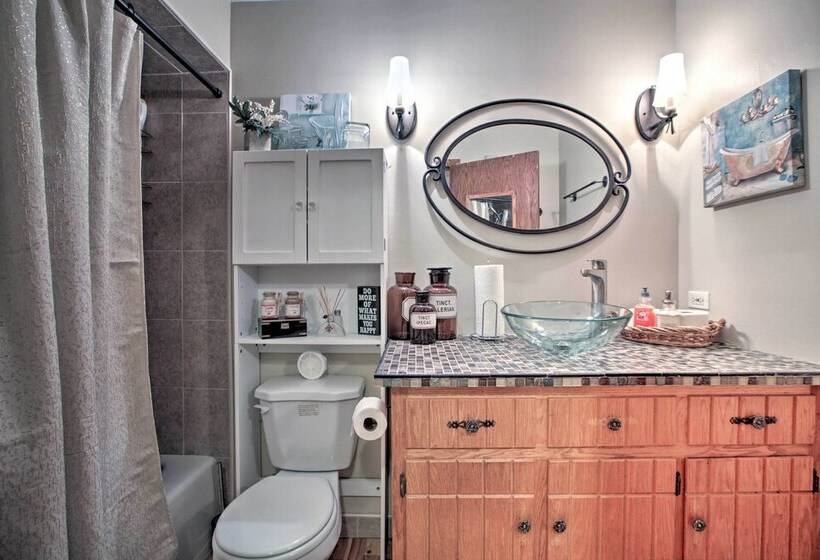 Home W/ Yard & Patio ~ 30 Mi To Downtown Chicago