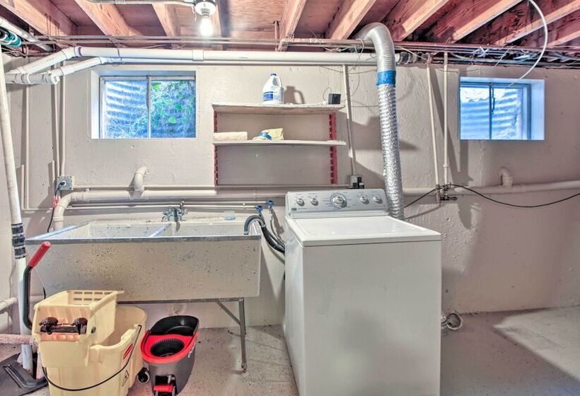 Home W/ Yard & Patio ~ 30 Mi To Downtown Chicago