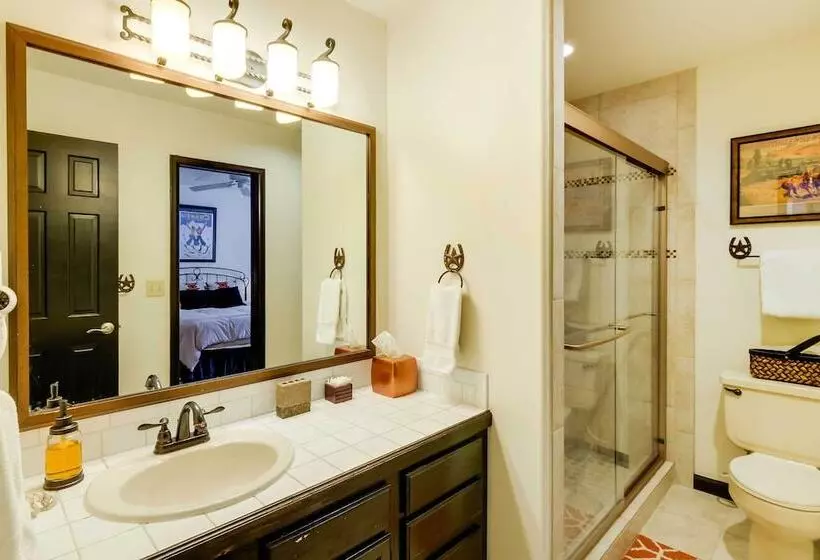 Hot Tub & Ski Shuttle: Forested Breckenridge Home!