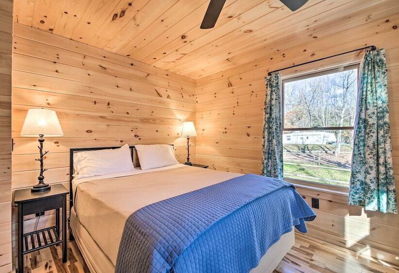 Inviting Webb Lake Cabin W/ Mountain Views