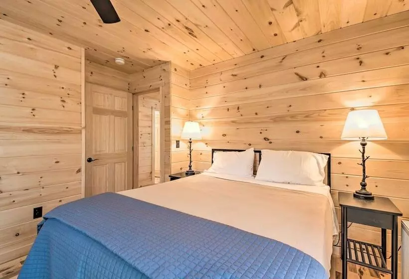 Inviting Webb Lake Cabin W/ Mountain Views