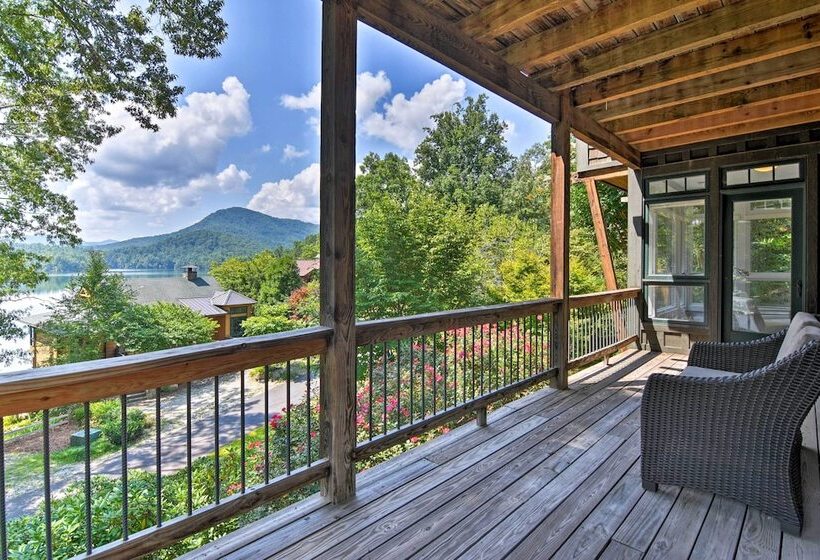 Lake Santeetlah Home W/ Gas Grill, Walk To Marina!