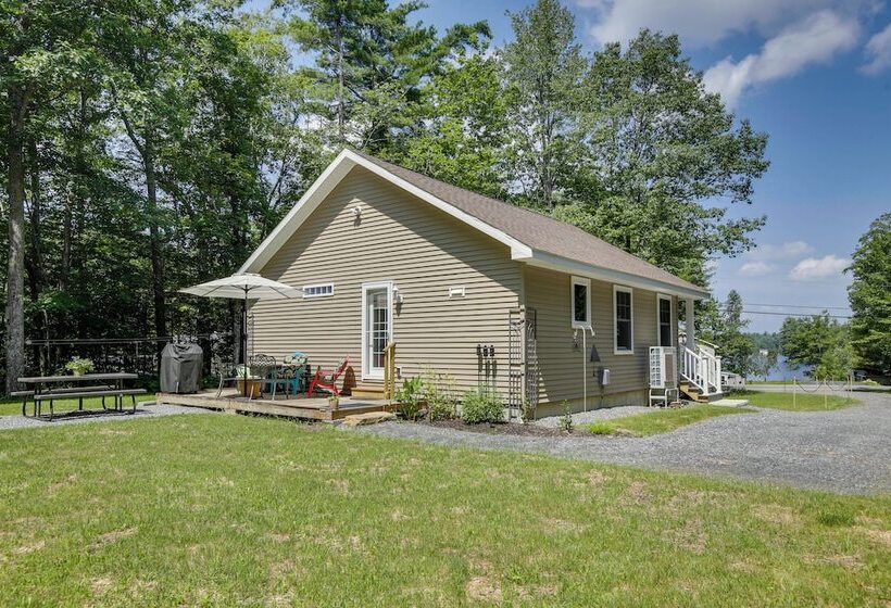 Maine Cottage W/ Dock & Kayaks, Near Augusta!