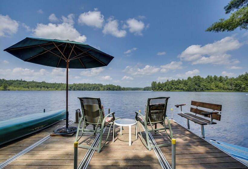 Maine Cottage W/ Dock & Kayaks, Near Augusta!