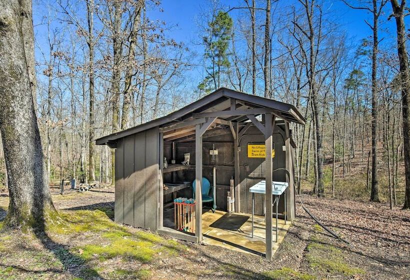 Arkansas Log Cabin Rental Near Lake Greeson!