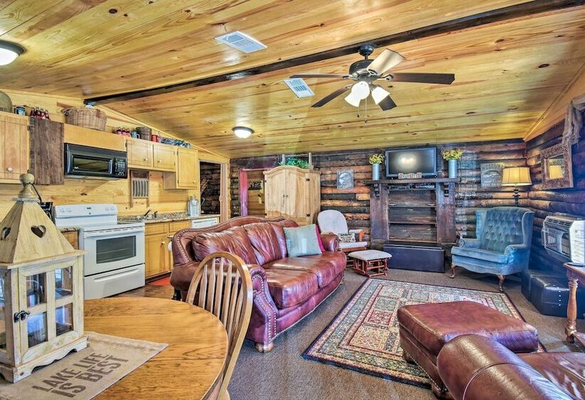 Arkansas Log Cabin Rental Near Lake Greeson!