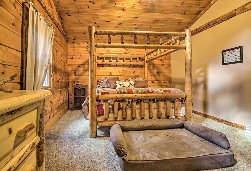 Pet Friendly Raystown Lakefront Cabin W/ Bbq Grill