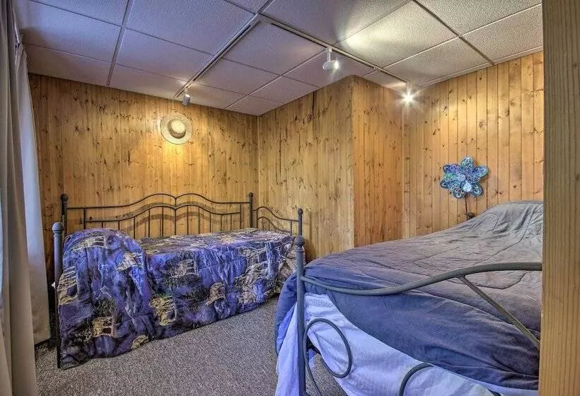 Pet Friendly Raystown Lakefront Cabin W/ Bbq Grill