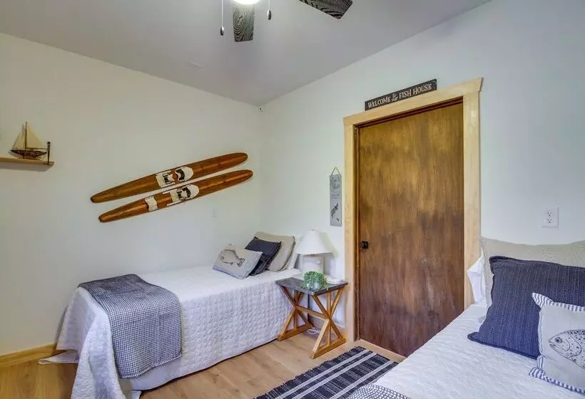 Spacious Cabin On Cross Lake: Treehouse & Sauna!