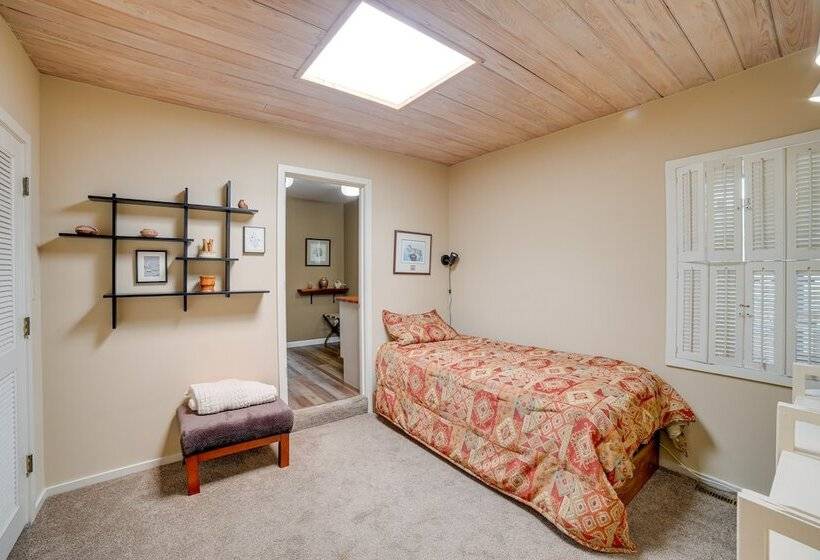 Spacious Plymouth Hideaway On Acreage W/ Lake!