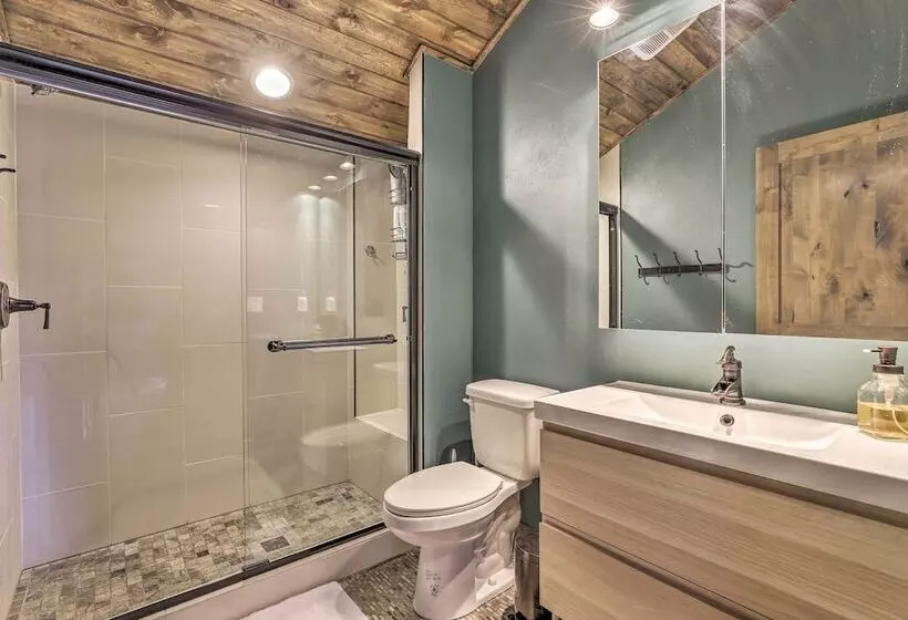 Updated Cabin W/ Hot Tub ~ 11 Mi To Winter Park!