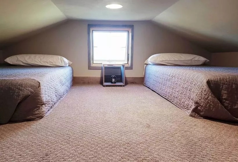 Updated Cabin W/ Hot Tub ~ 11 Mi To Winter Park!