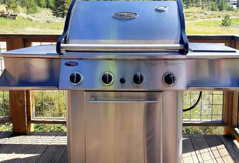 Updated Cabin W/ Hot Tub ~ 11 Mi To Winter Park!