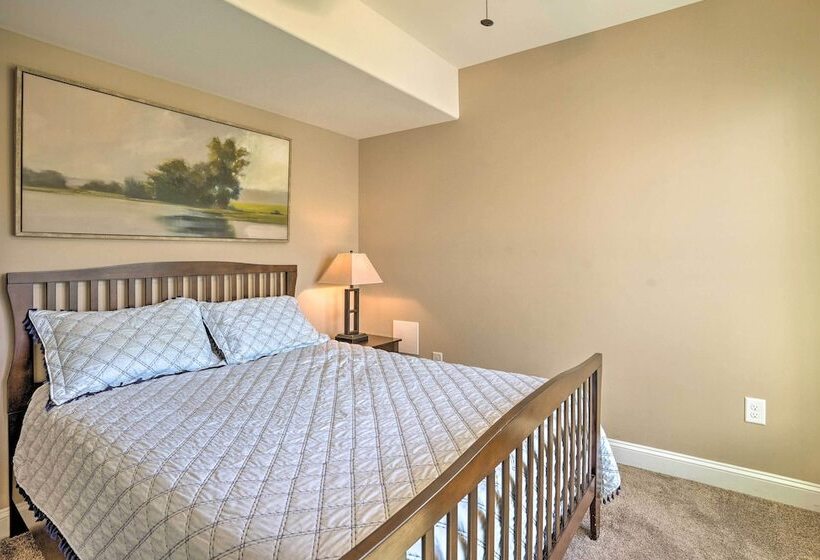 Waterfront Lake Anna Home W/ Dock, Beach & Kayaks!