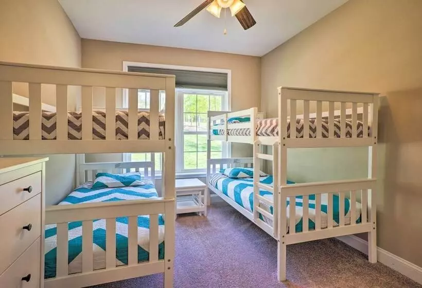 Waterfront Lake Anna Home W/ Dock, Beach & Kayaks!