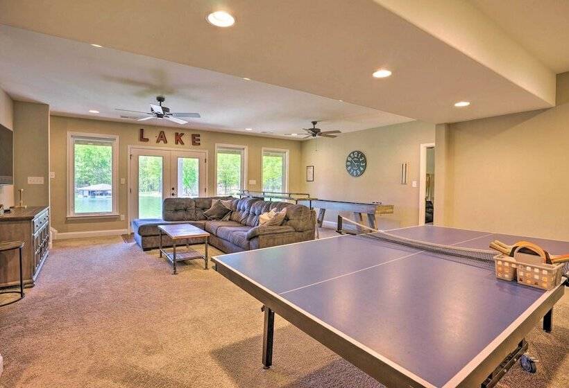 Waterfront Lake Anna Home W/ Dock, Beach & Kayaks!